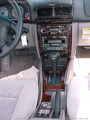 Декоративные накладки салона Subaru Forester 1998-2002 АКПП, базовый набор, 16 элементов.